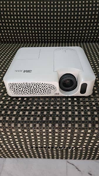 3M x55i projector 10/10 condition 6