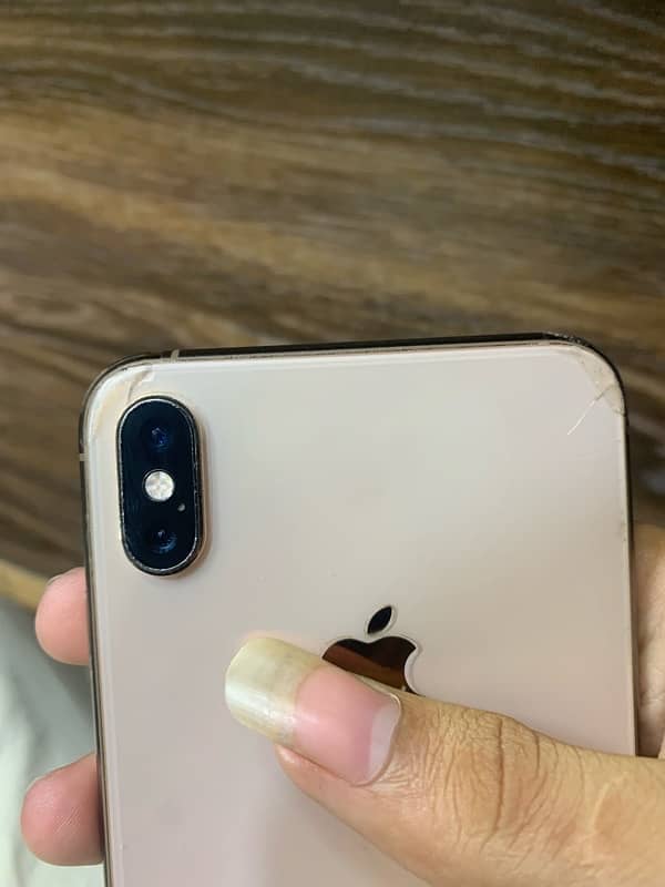 iPhone XS-Max 3