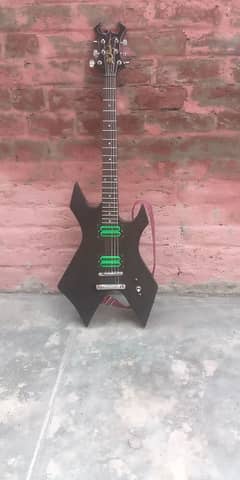 Electric Gitaur (BC Rich Warlock Series)