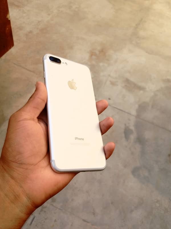 iPhone7+ pta prufe 32gb 10 by 10 condition 8