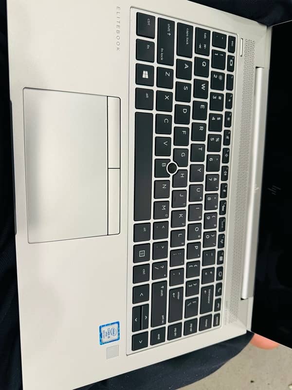 Hp Elitebook G5.840 8Gen 2