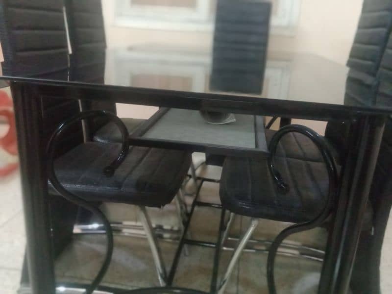 DINNING TABLE WITH 6 CHAIRS (imported) 7