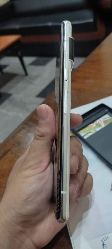 Google pixel 6 pro non pta White colour 5