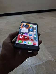 I phone 7 plus 128 gb 0