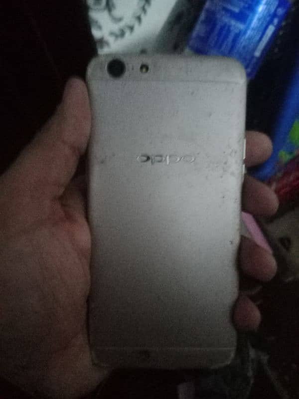 Oppo A57 5