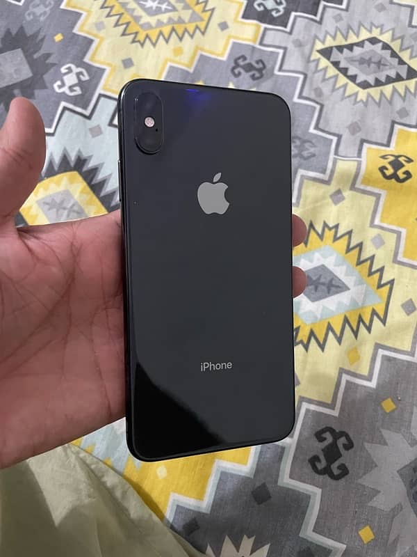 IPhone XS Max 64GB PTA Approved 1