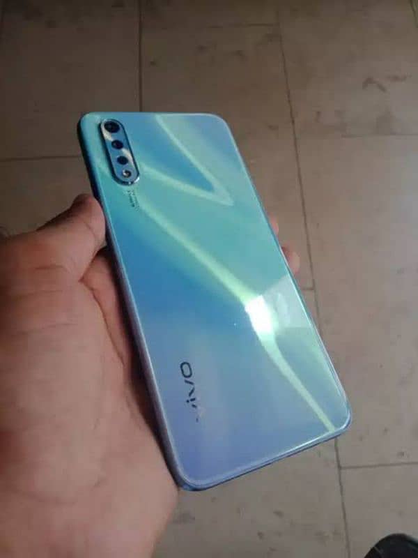 vivo s1 6gb ram 128gb 2