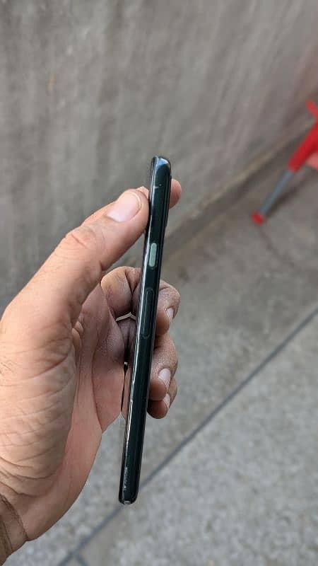 Pixel 5a Approved - Good Battery Lush Condition 4