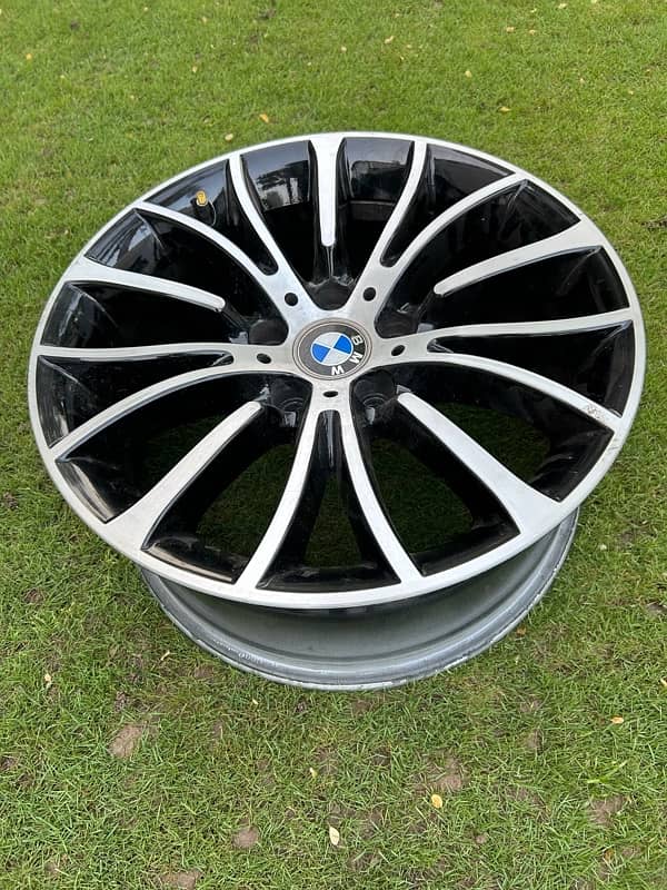 BMW 18 inch Genuine alloy rims 0