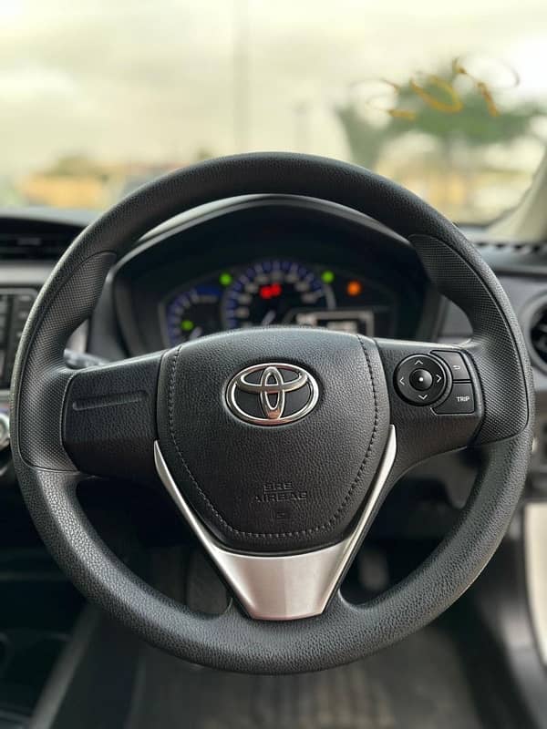 Toyota Corolla Axio 2021 (EX Hybrid-Full Option) 15