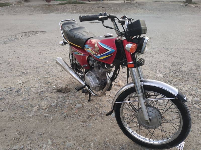 Honda 125 (2018). cntct nmbr  03168766930 4