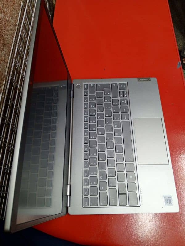 Lenovo Thinkbook 2