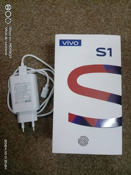 new vivo y s1  8/256 gb with box and charger 5