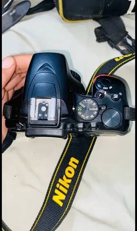 ⁠Nikon D3500 DSLR Camera - Excellent Condition 1