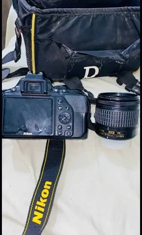 ⁠Nikon D3500 DSLR Camera - Excellent Condition 2