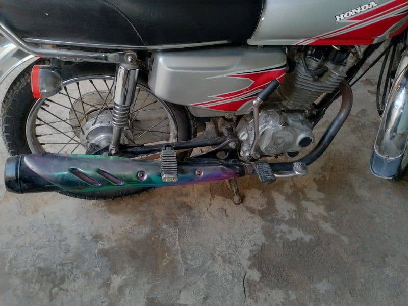 Honda. 125 2015 ایکسچینج بھی ہوجائے گا 4