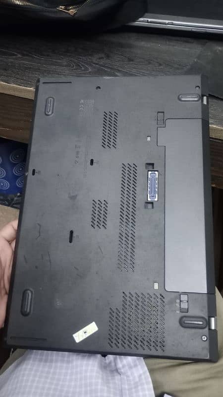 Lenovo t450 i7 5th generation 9