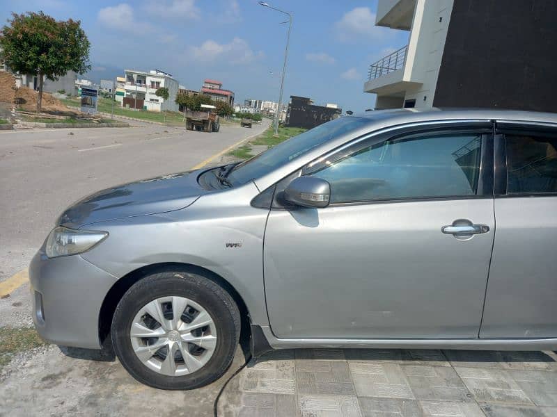 Toyota Corolla GLI 2013 1