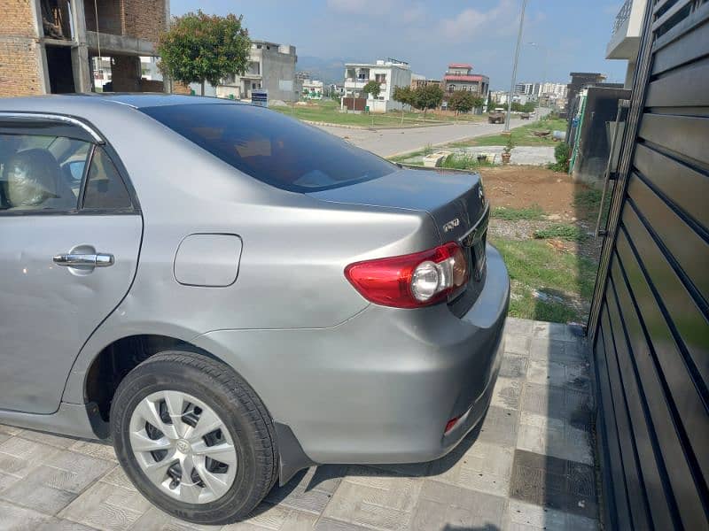 Toyota Corolla GLI 2013 3