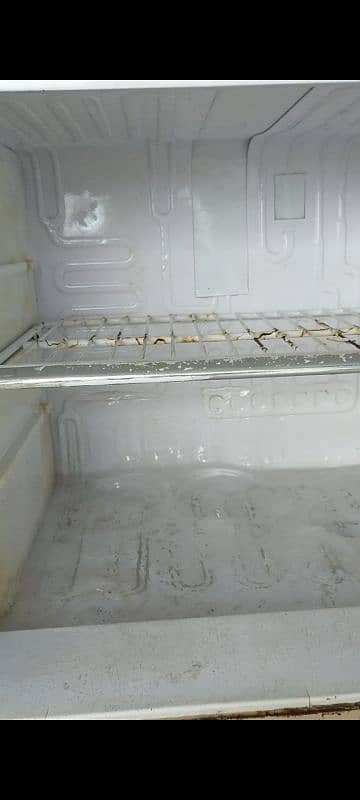 Orient fridge , Good condition 6