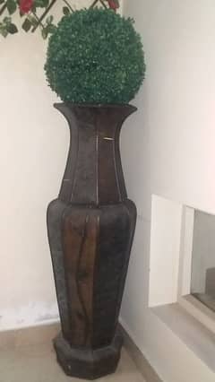 leather type imported corner vase