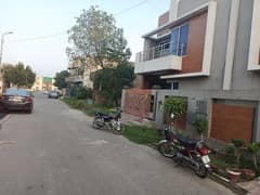 Double Storey 990 Square Feet House Available In Khayaban-e-Amin - Block L For sale 0