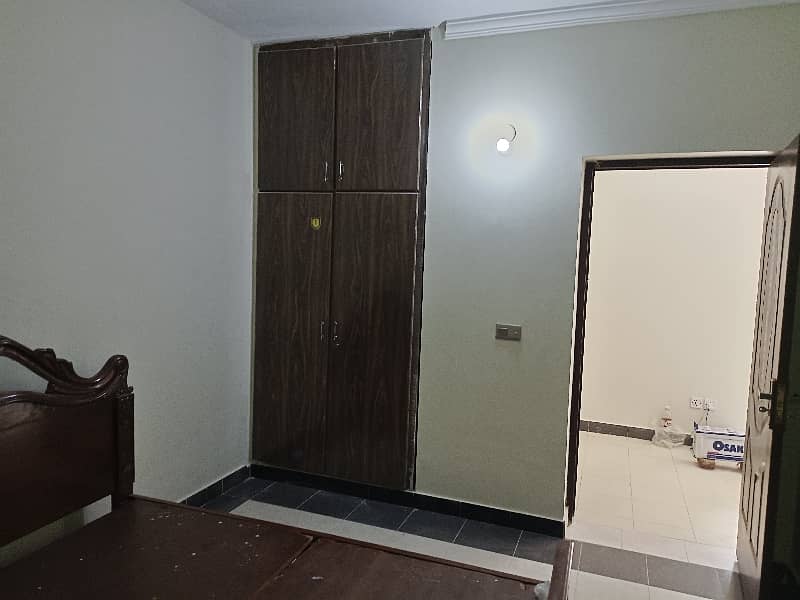 Single Storey 5 Marla House For sale In Khayaban-e-Amin - Block P Lahore 2