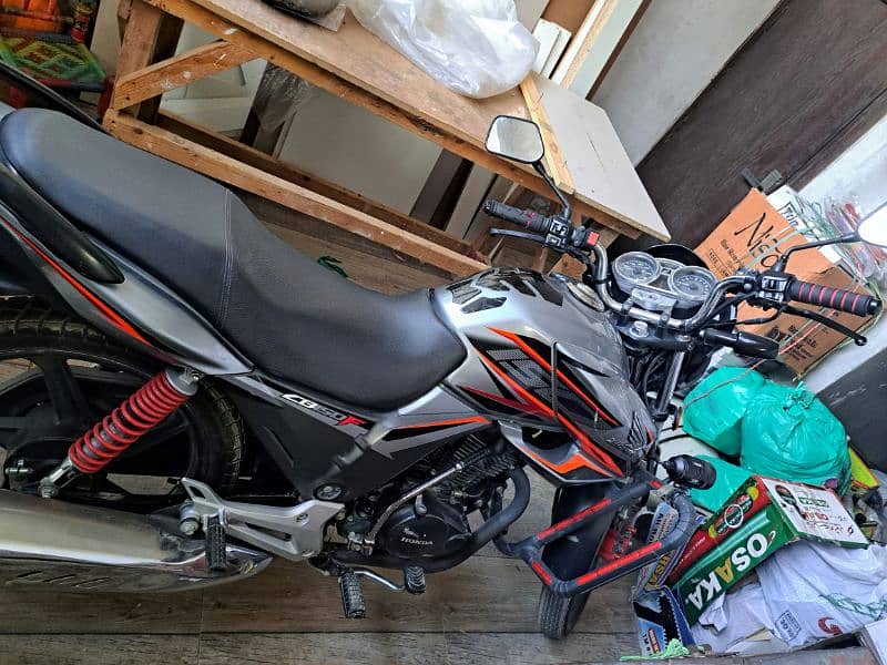 Honda cb150f in good condition 1