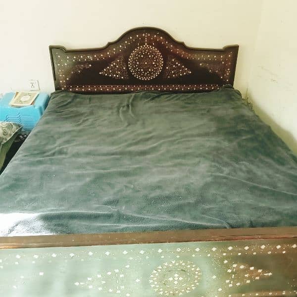 Old is Gold antique solid wood pure shisham bed 1