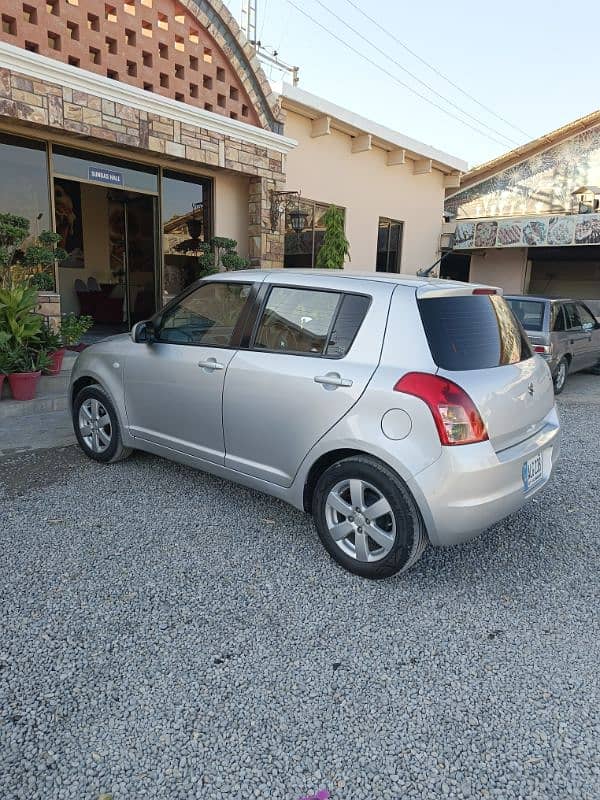 Fully original paint 53000 millage Suzuki Swift 2018 5