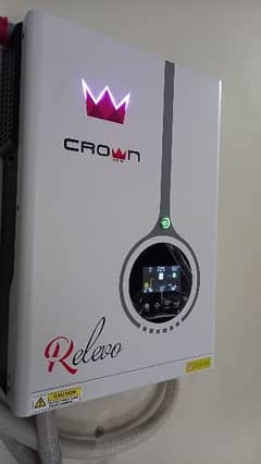 Crown Solar Inverter 6.2kW only one week used/ with box