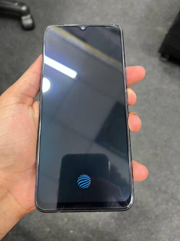 Vivo V21e 8/128 5