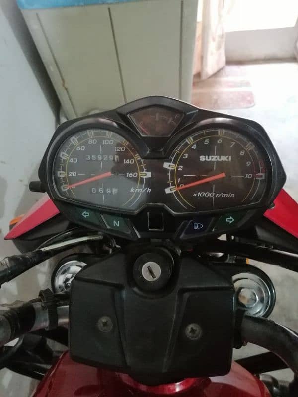 Suzuki 150 new condition 4