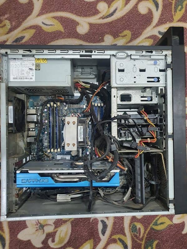 Gaming pc Intel xeon e5 1660 with Amd graphics card 14