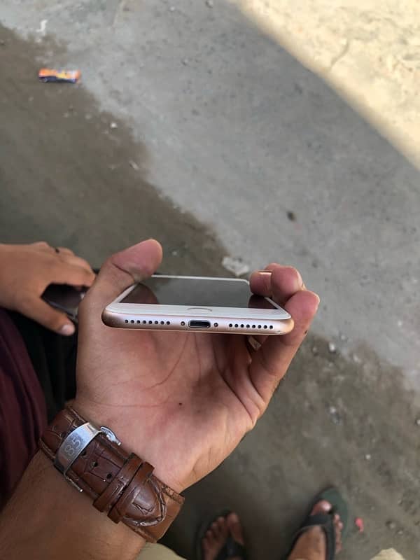 iphone 8 pluse 10/9 pta approved 4