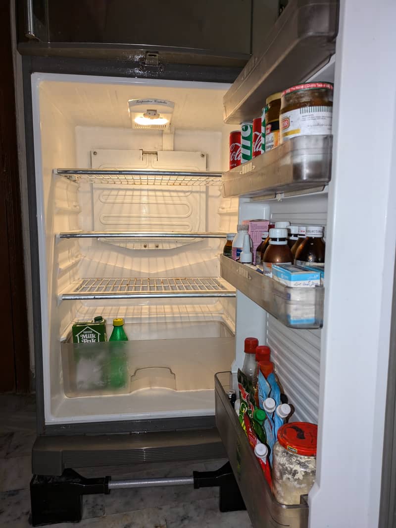 Dawlence Refrigerator for Sale 3