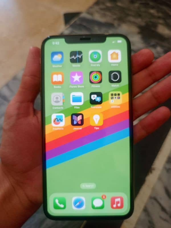 i phone xs max  512gb 10by10 box charger sath sim work all jazak Allah 5