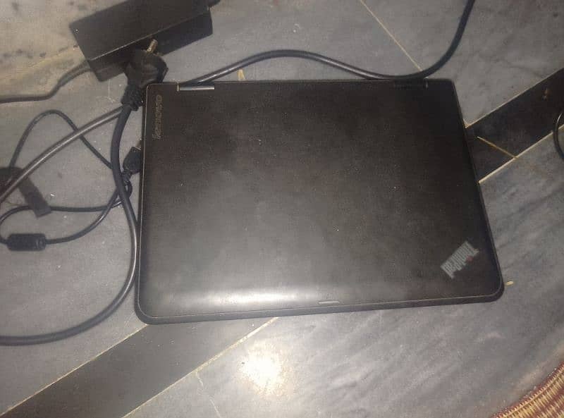 Lenovo Thinkpad 10 by 10 condition business laptop 2