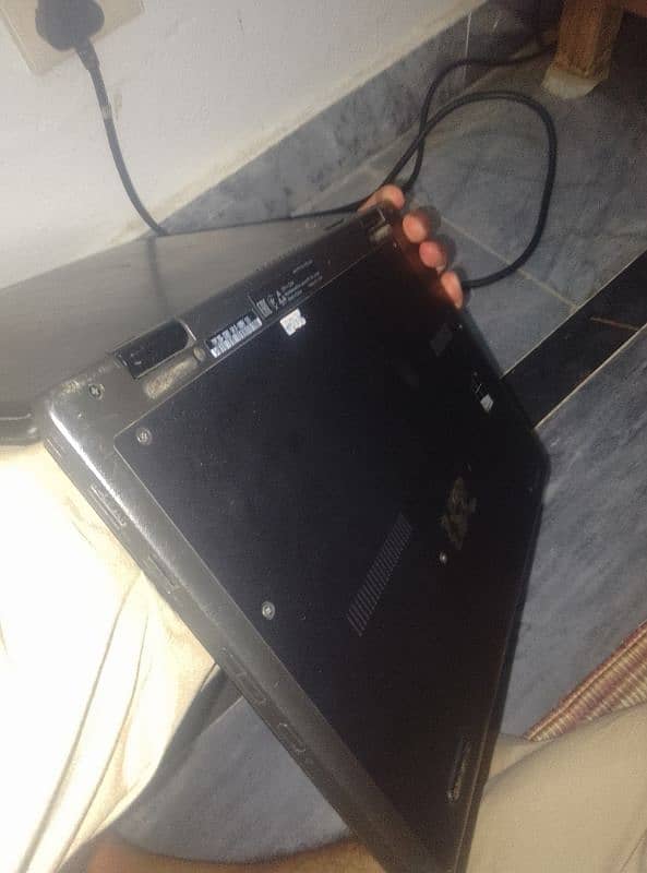 Lenovo Thinkpad 10 by 10 condition business laptop 3