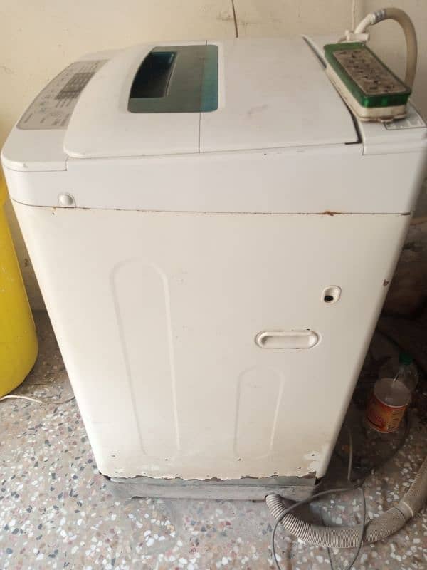 Haier automatic machine  sale 7.5 kg urgent for cash 28000/- 1