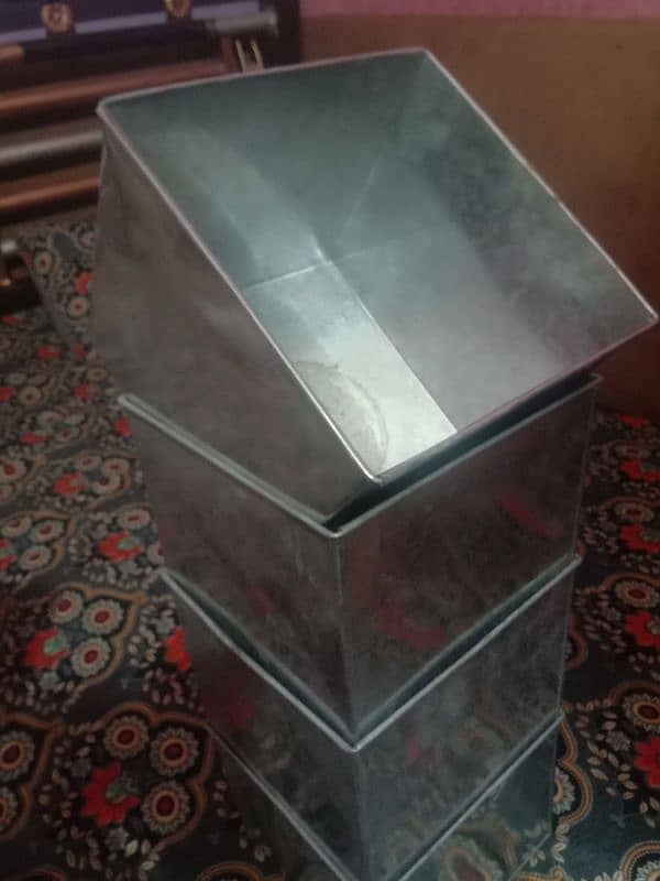 10 iron boxes for sale 0