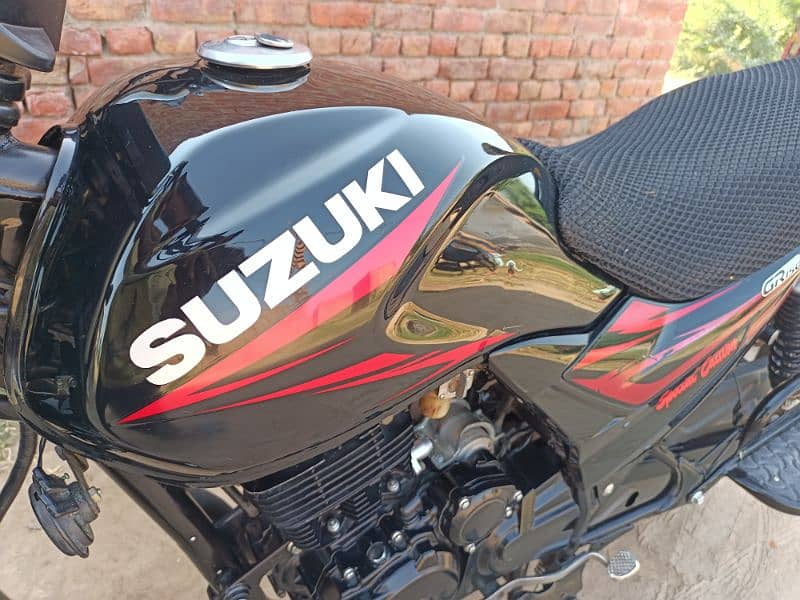 Suzuki GR 150 self Start totally original bike 3