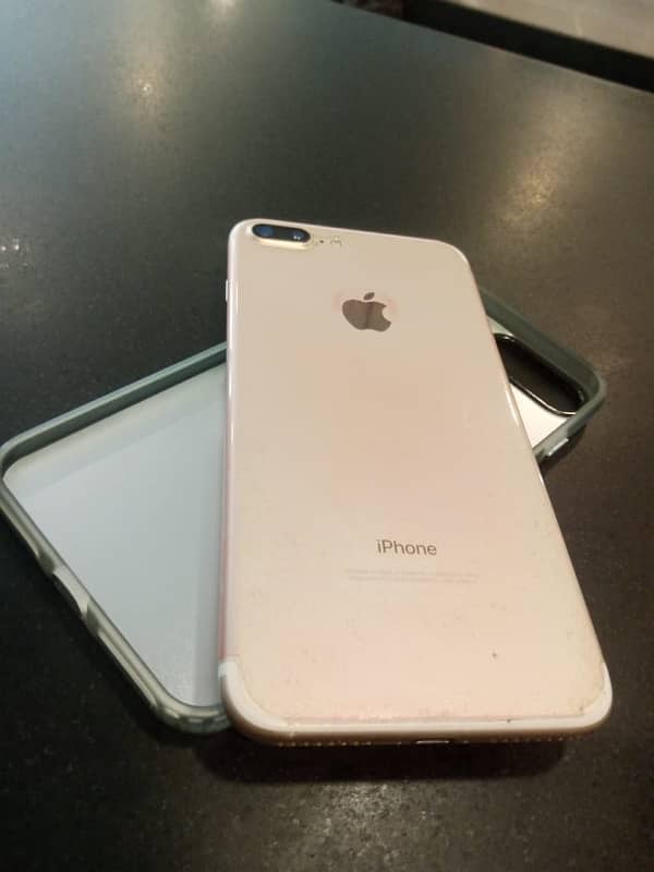 i phone 7 plus 32 gb pta approved  batteryy health 75 all ok hn 0