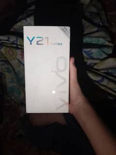 vivo y21 4/64 with box urgent sale 0