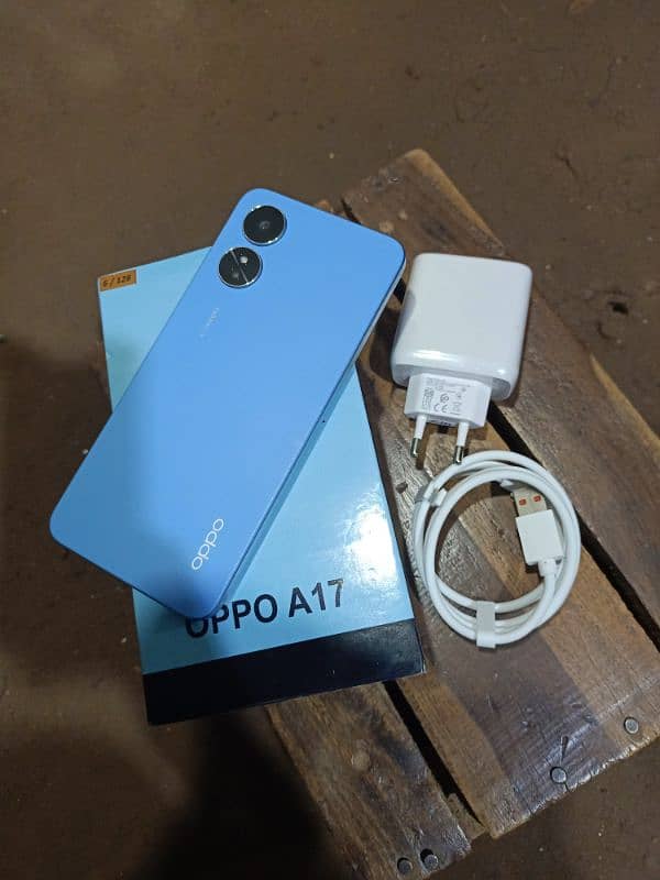 Oppo A17 6/128 box changer Sath hai 10 by 10 3