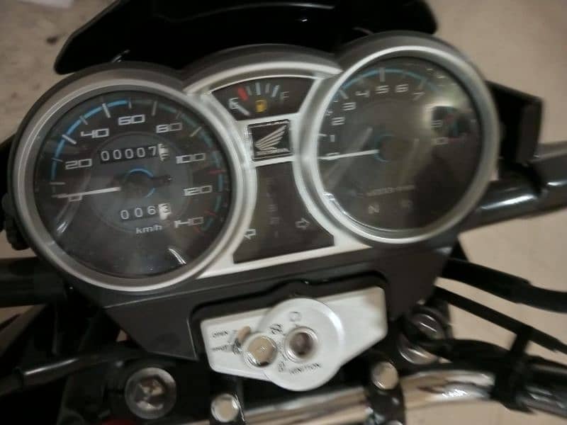 Honda CB 150 f zero meter 2