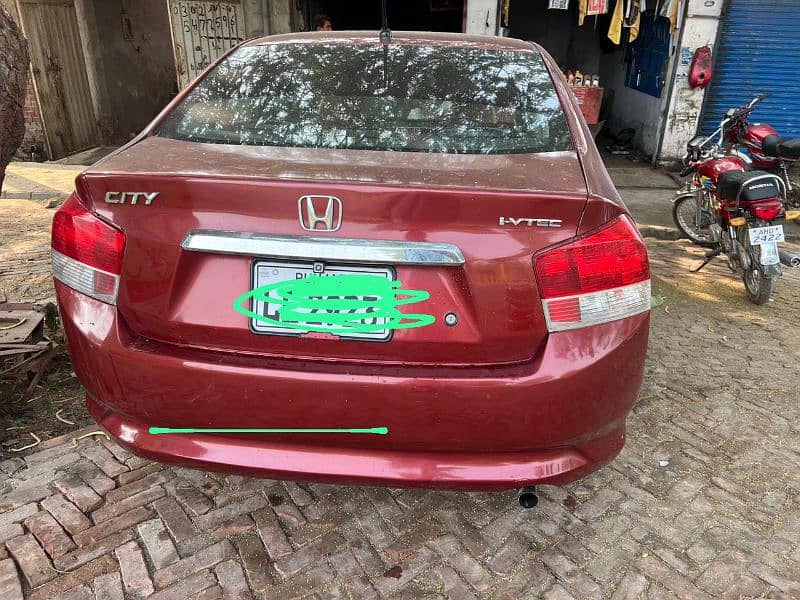 Honda City  2010 1