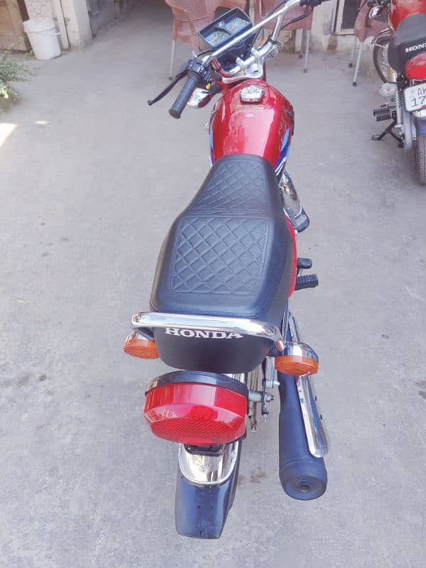 honda 125 like new 5