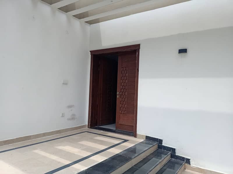 1 Kanal Upper Portion Available Of Rent 4