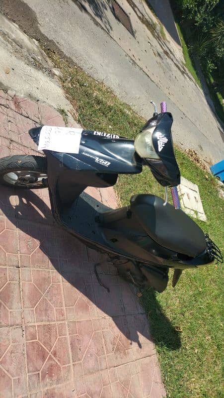 Scooty 49cc Suzuki Petrol 5